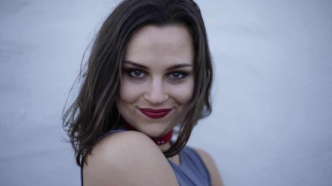 features audio to text reviewer avatar reviewer 1 1